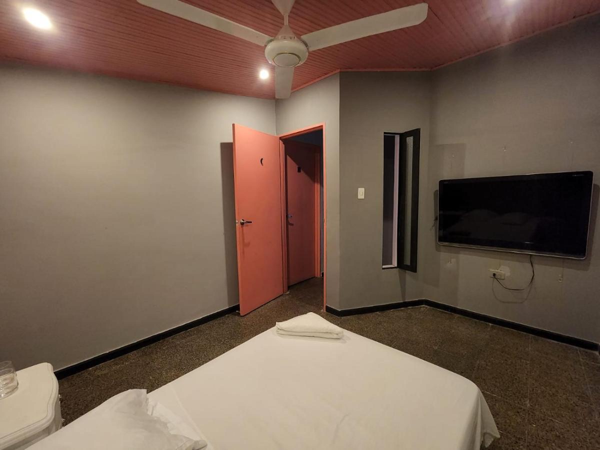 Fardo Hotel Boutique En Ibague - Zona G - Recepcion Digital 24H Eksteriør bilde